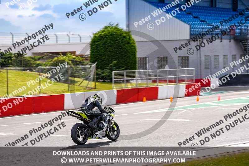 donington no limits trackday;donington park photographs;donington trackday photographs;no limits trackdays;peter wileman photography;trackday digital images;trackday photos